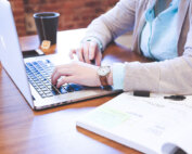 Blogbeitrag E-Invoicing - KSeF Polen Infotyp 0013; Reisekostenreform 2014 - Verarbeitungsklasse 26; Abzug Mahlzeit ohne Pauschale; Verpflegungspauschale bei Auswärtstätigkeit; Reisekostenreform 2014;